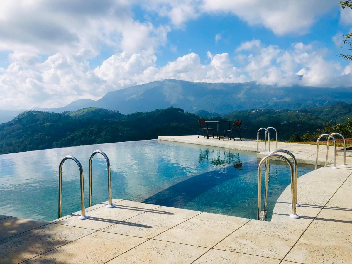 Haze And Kites Resort Munnar Exterior photo