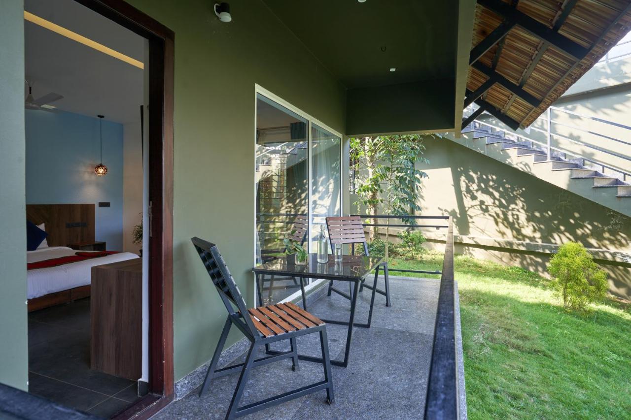 Haze And Kites Resort Munnar Exterior photo