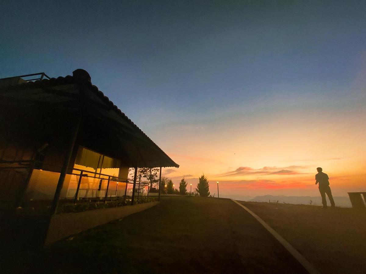 Haze And Kites Resort Munnar Exterior photo