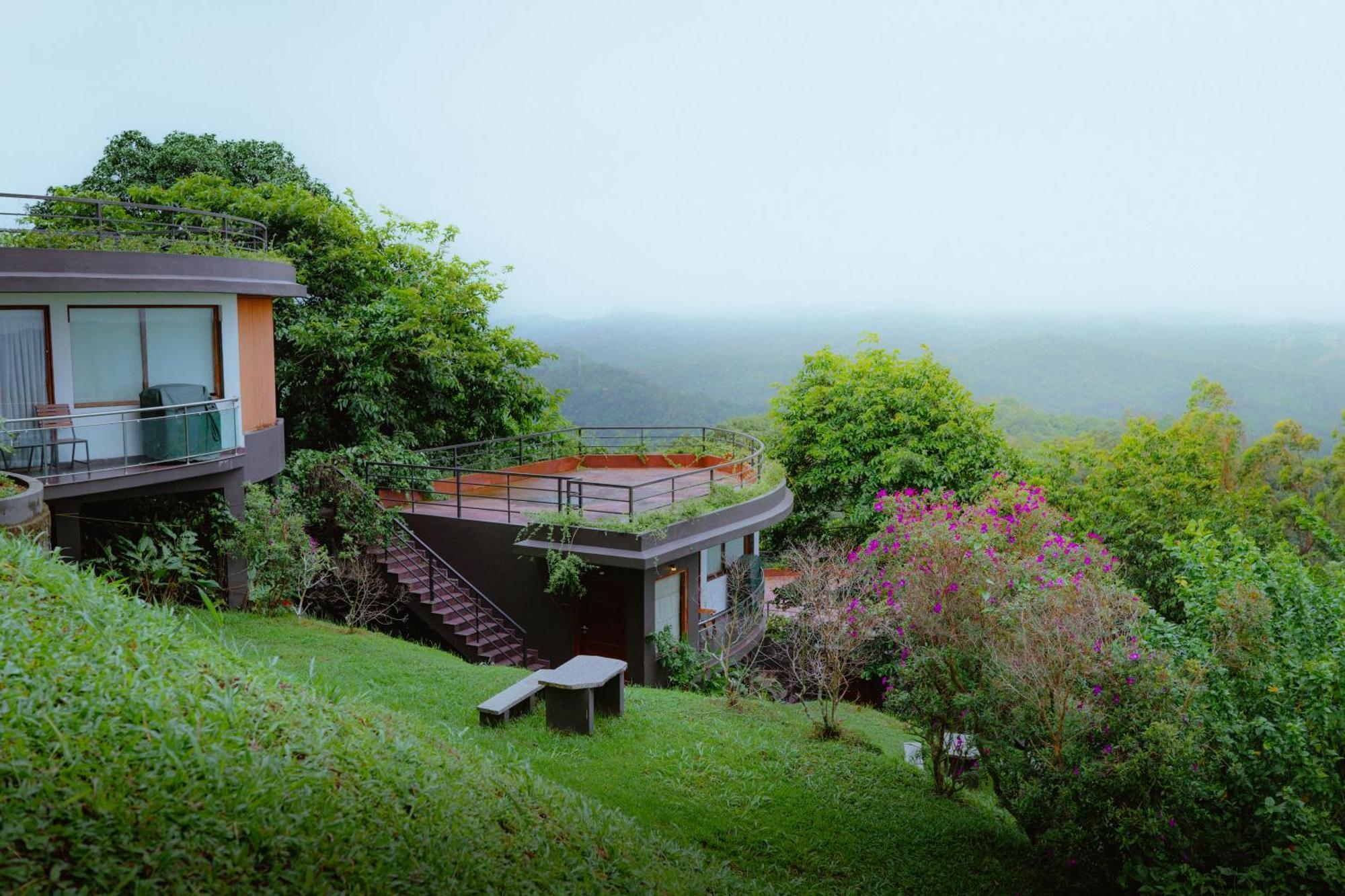 Haze And Kites Resort Munnar Exterior photo