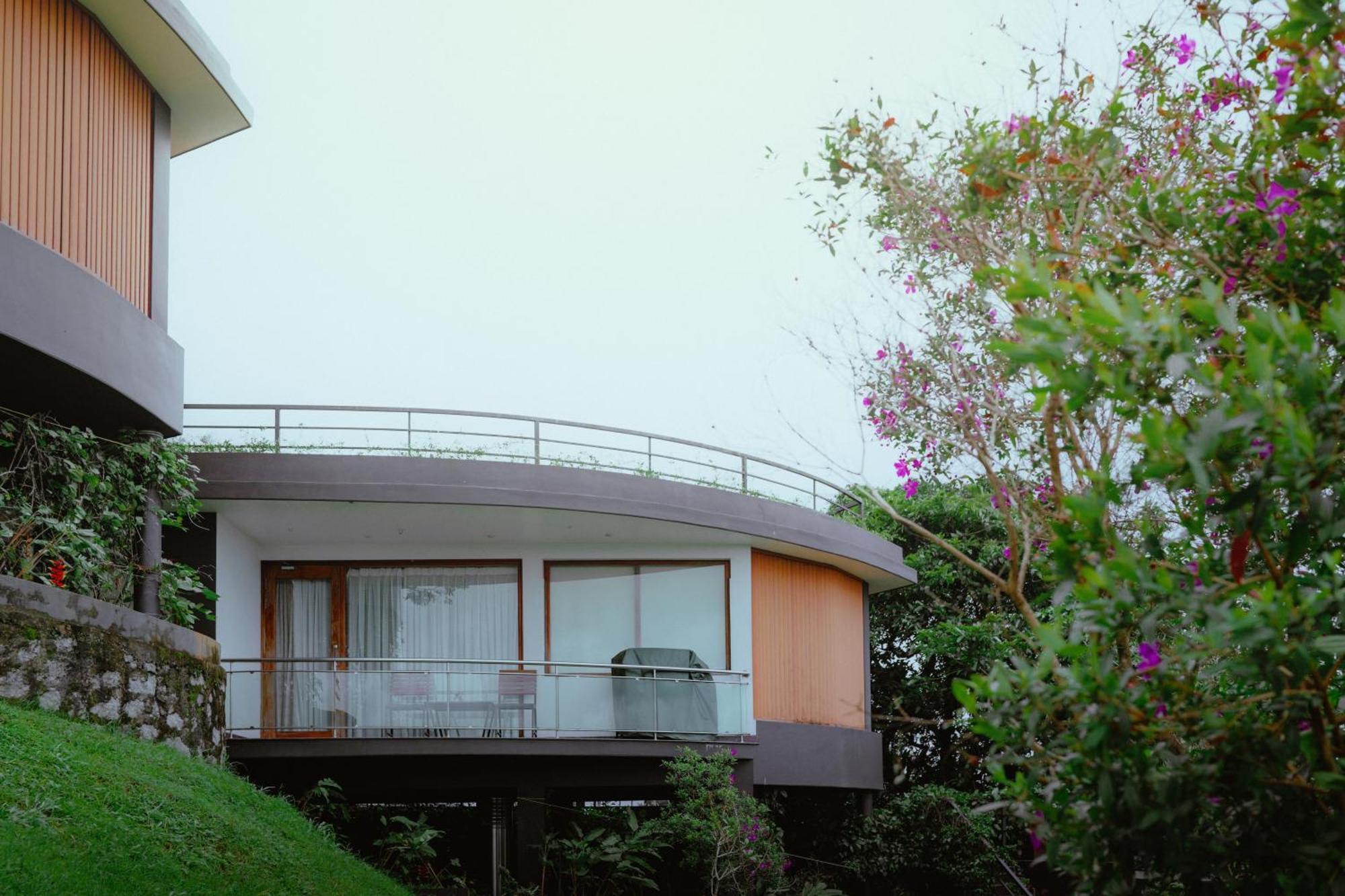 Haze And Kites Resort Munnar Exterior photo