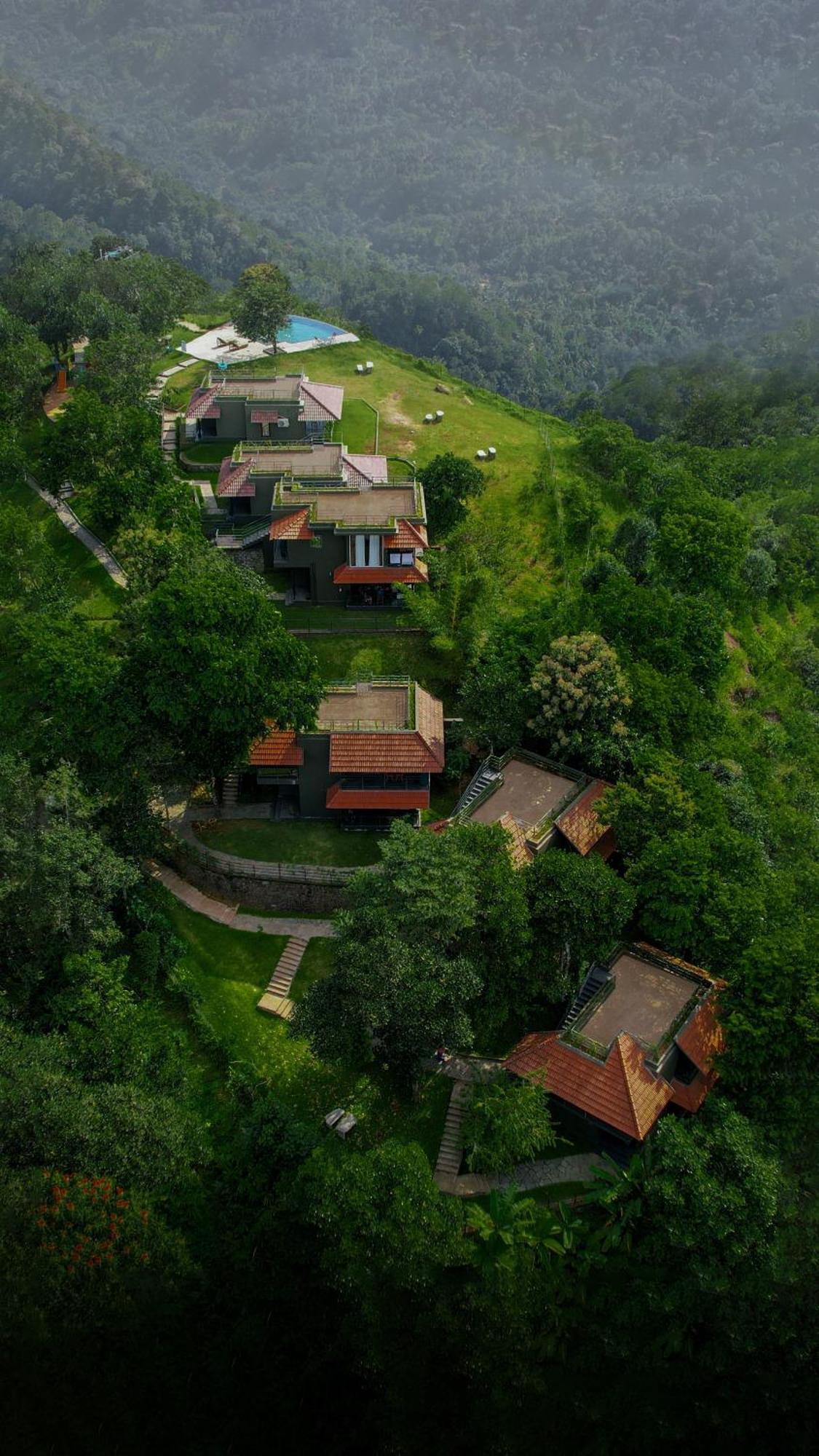 Haze And Kites Resort Munnar Exterior photo